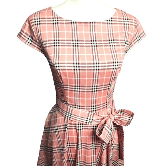 Pink Plaid Fit & Flare Dress With Belted Waist & Cap Sleeves And Pockets Small - Picture 2 of 14